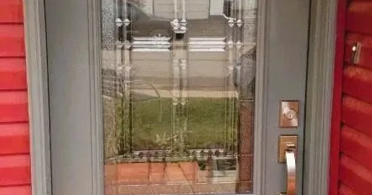Entry door handle and hardware in Oakville, Ontario